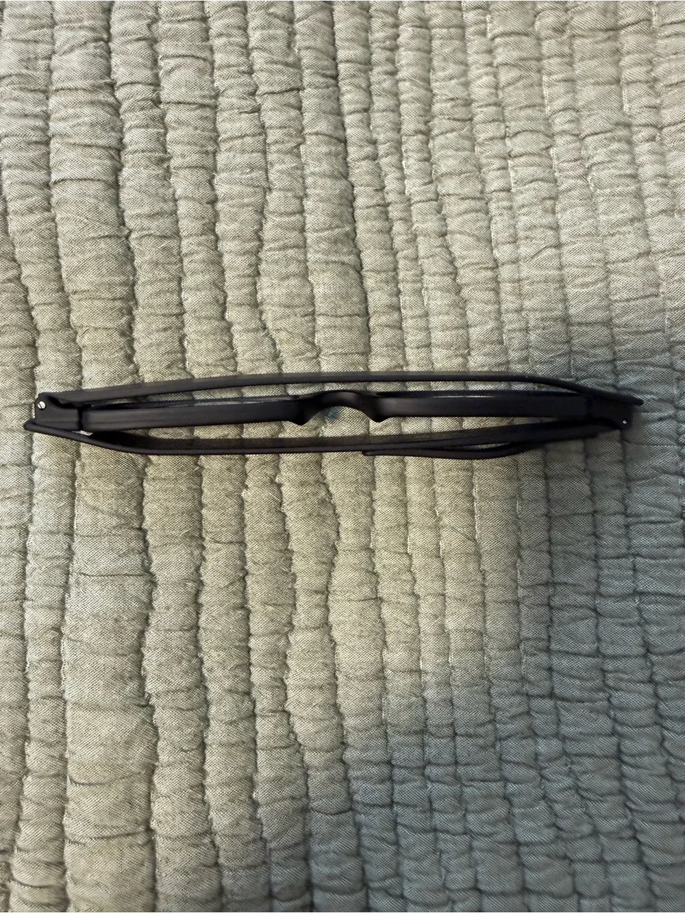 Sleek Black Smart Reading Glasses with Integrated Temples 2.50
